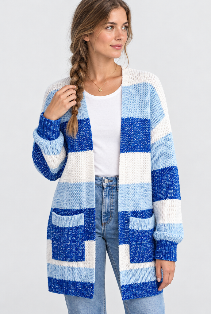 Gilet ouvert en maille à larges rayures colorées — Rayé bleu — photo studio