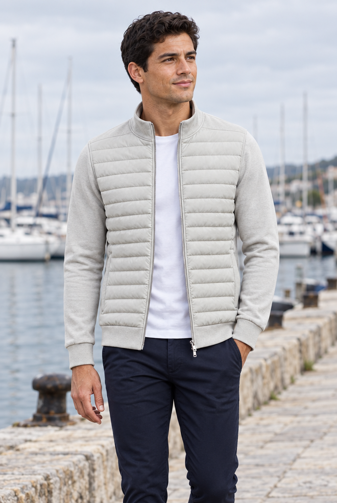 Veste zippée devant matelassé, manches en maille — Gris pierre clair — en situation