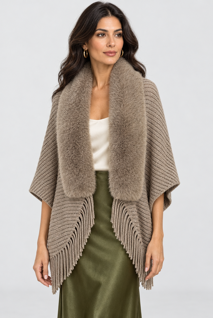 Châle en maille à franges et col en fausse fourrure — Taupe — photo principale