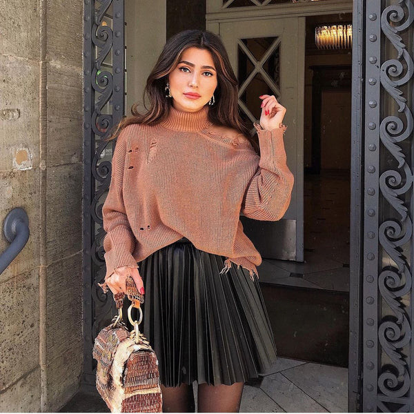 Black Pleated A-Line Mini Skirt