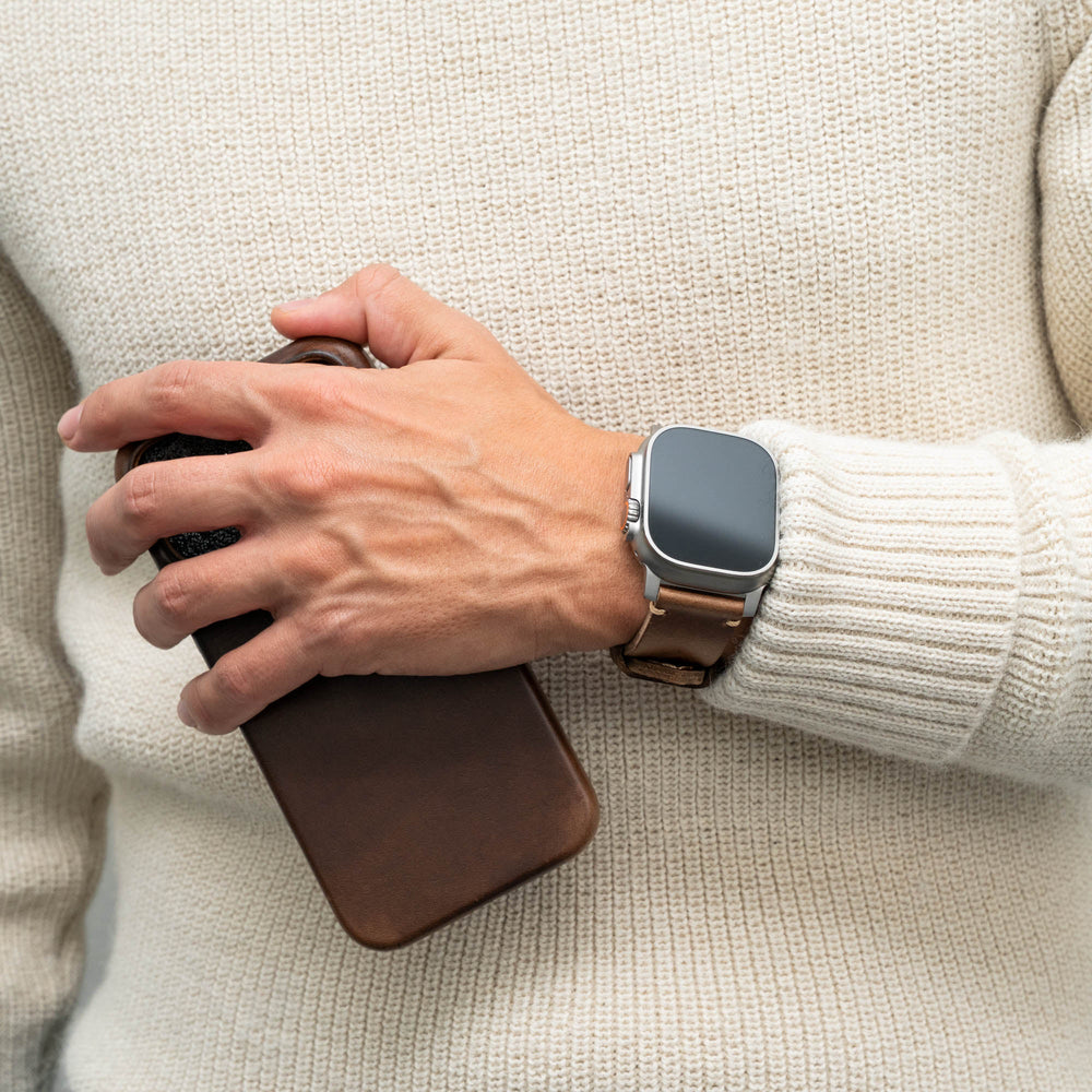 Men's Rugged Oiled Leather-Look Smartwatch Strap
