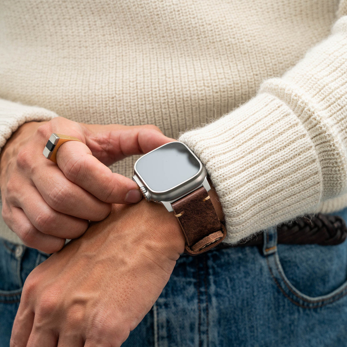 Men's Rugged Oiled Leather-Look Smartwatch Strap