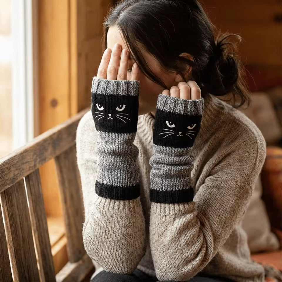 Embroidered Cat Fingerless Knit Gloves