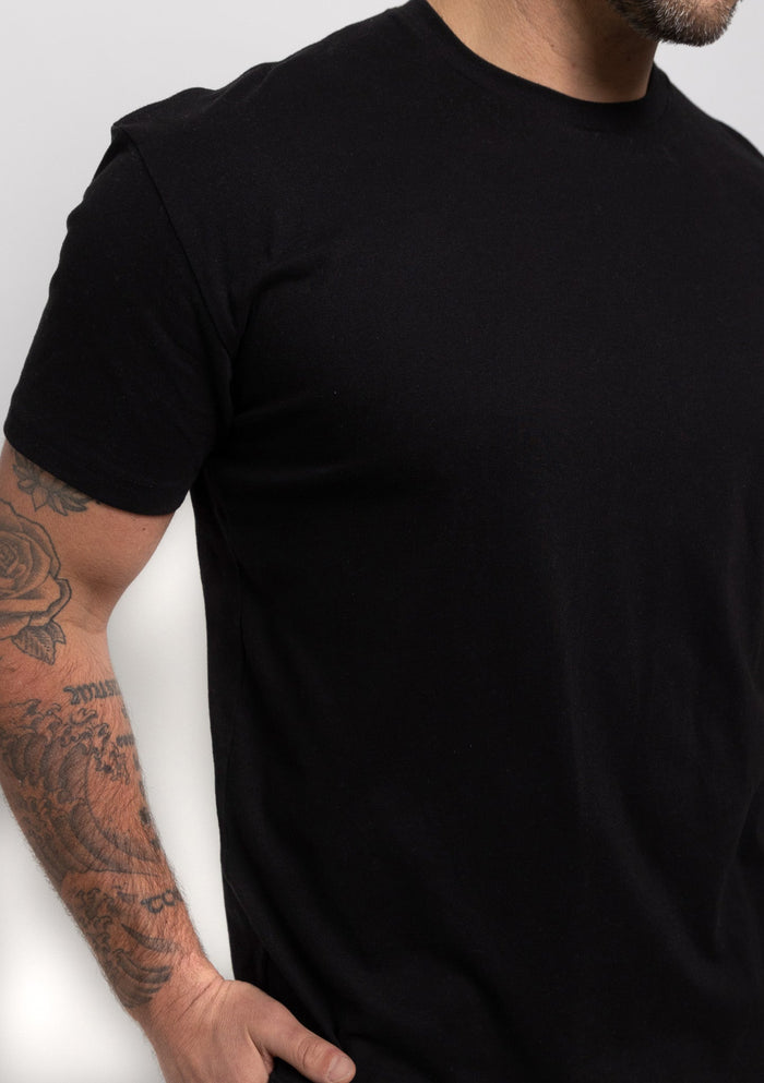 Clean crew neck
