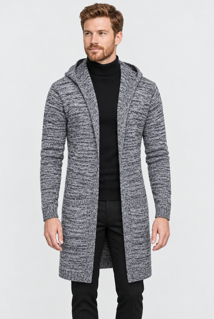 Long gilet ouvert à capuche en maille — Gris chiné clair — photo studio