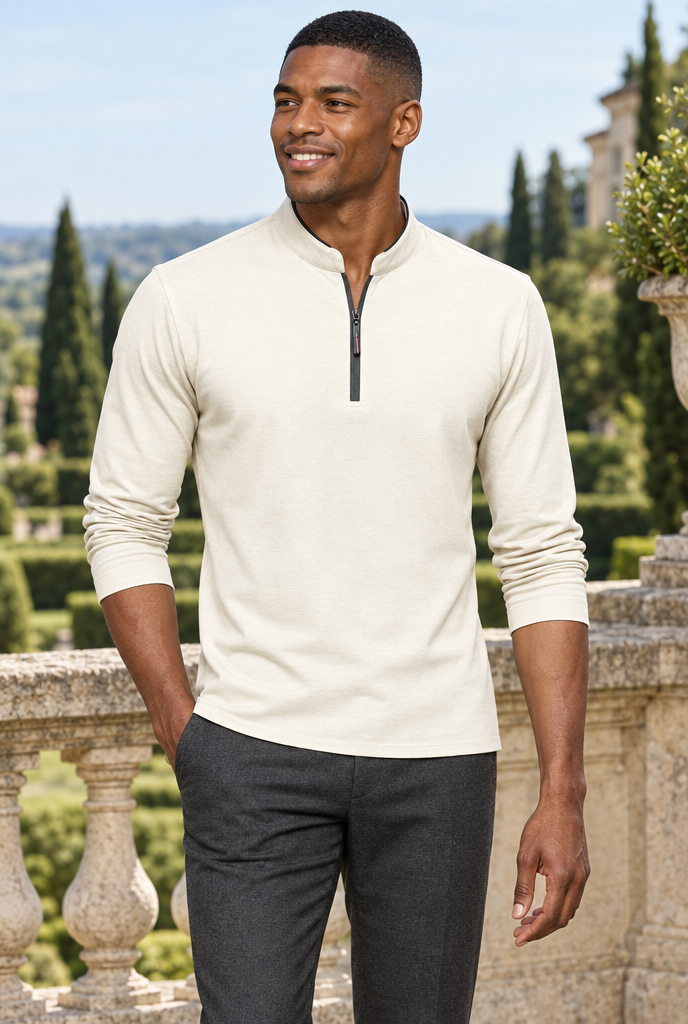T-shirt manches longues col montant zippé — Crème — en situation