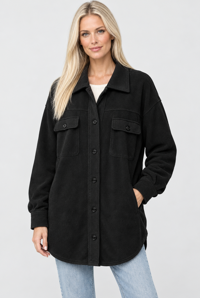 Surchemise oversize en polaire boutonnée — Noir — photo studio