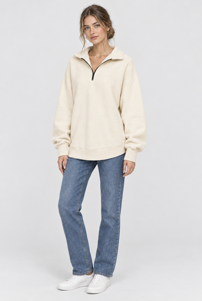Sweat oversize à col demi-zip — Crème — silhouette complète