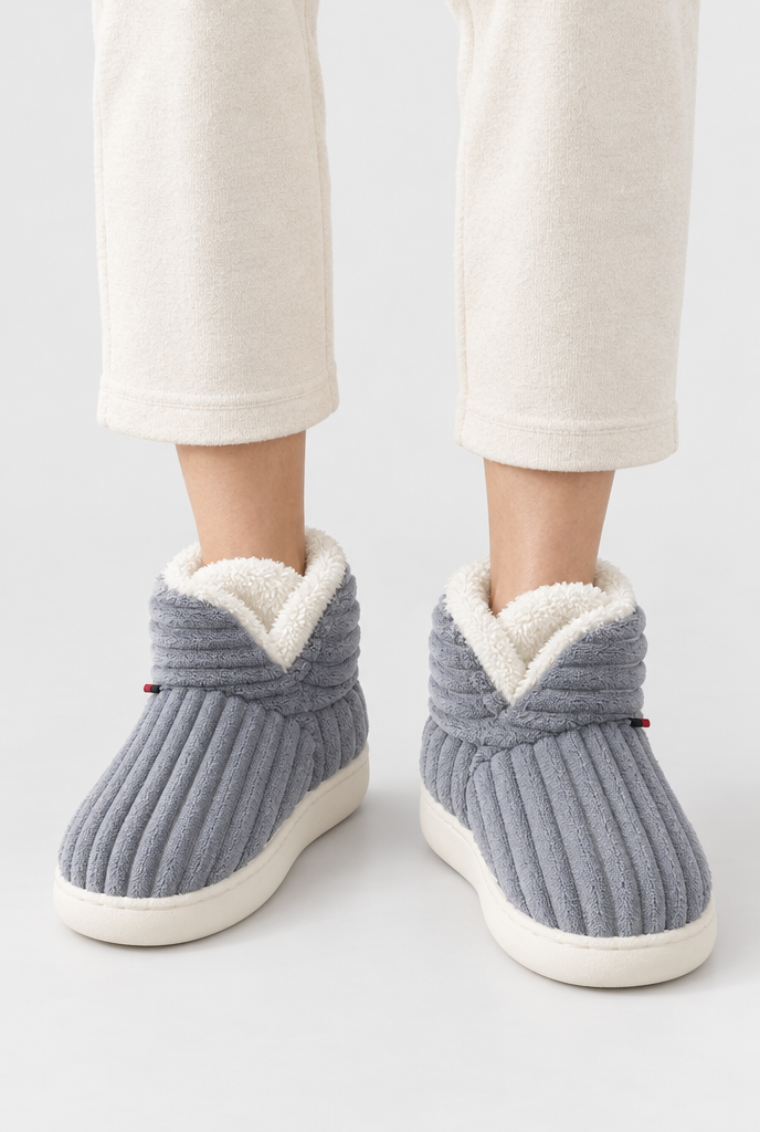 Chaussons bottines en peluche côtelée — Gris nuage — photo principale