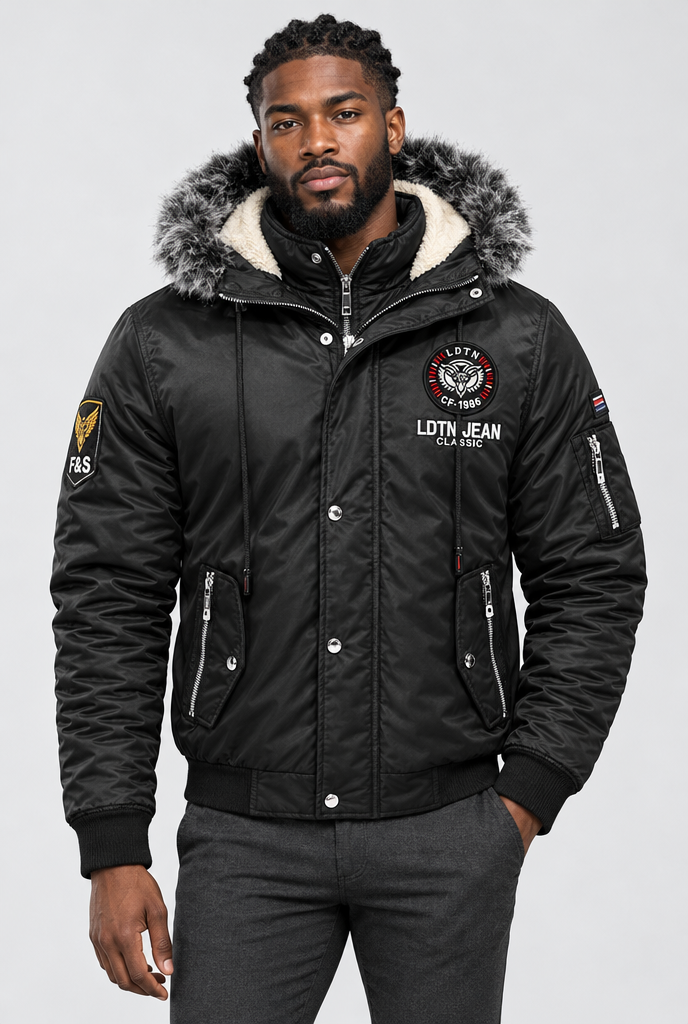 Blouson doublé sherpa à capuche fausse fourrure — Noir — photo studio