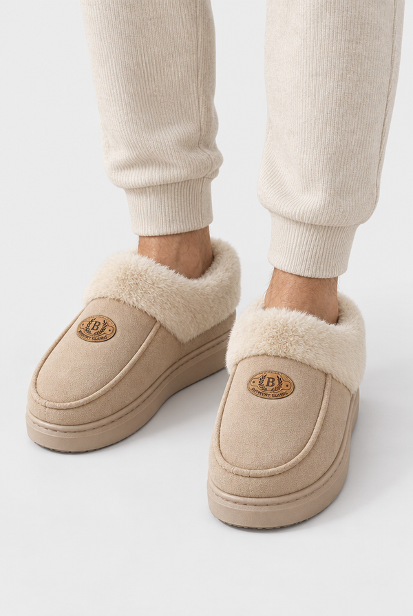 Chaussons fermés à revers en fausse fourrure Homme