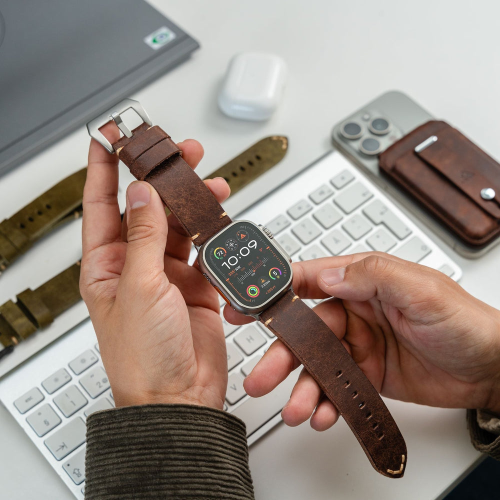 Men's Rugged Oiled Leather-Look Smartwatch Strap